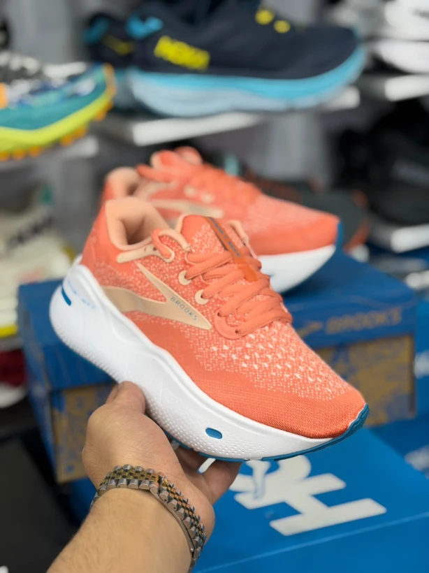 کتونی بروکس گاست مکس کیفیت مستر - سایز 36 تا 45 - Brooks Ghost Max