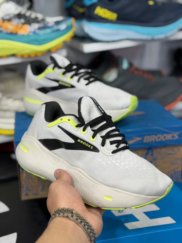 کتونی بروکس گاست مکس کیفیت مستر - سایز 36 تا 45 - Brooks Ghost Max