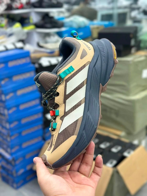 کتونی آدیداس ترکس کیفیت مستر - سایز 40 تا 45 - adidas Terrex Agravic Speed Ultra 2
