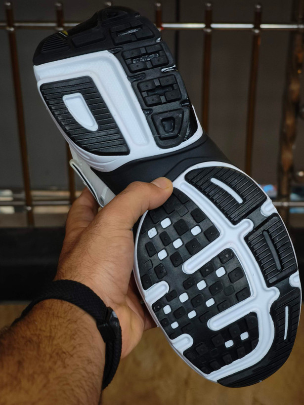 کتونی نایکی وی تو کی کیفیت مستر - سایز 37 تا 45 - Nike V2k Run