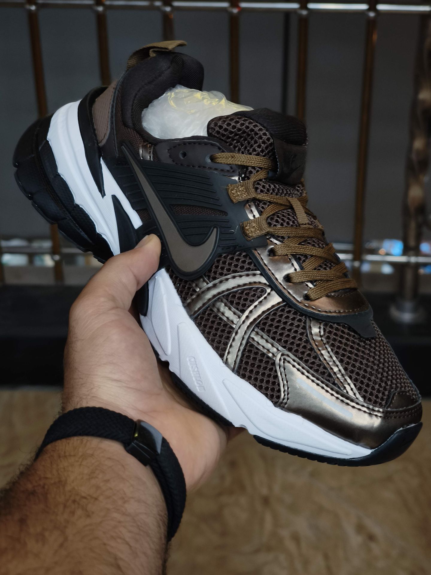 کتونی نایکی وی تو کی کیفیت مستر - سایز 37 تا 45 - Nike V2k Run