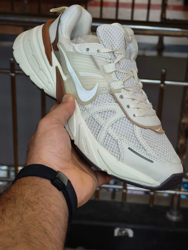 کتونی نایکی وی تو کی کیفیت مستر - سایز 37 تا 45 - Nike V2k Run