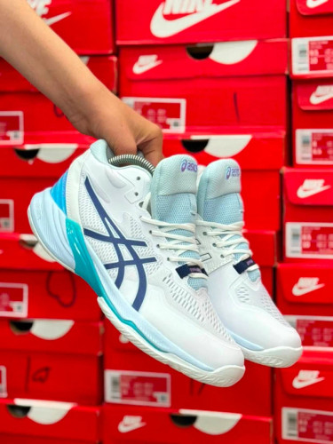 کتونی آسیکس مناسب والیبال، بدمینتون، تنیس، پدل کیفیت مستر - سایز 40 تا 45 - Asics Sky Elite