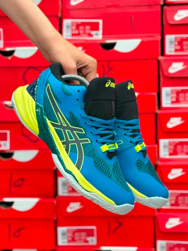 کتونی آسیکس مناسب والیبال، بدمینتون، تنیس، پدل کیفیت مستر - سایز 40 تا 45 - Asics Sky Elite