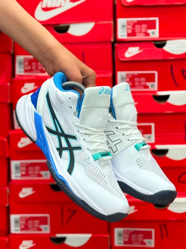 کتونی آسیکس مناسب والیبال، بدمینتون، تنیس، پدل کیفیت مستر - سایز 40 تا 45 - Asics Sky Elite