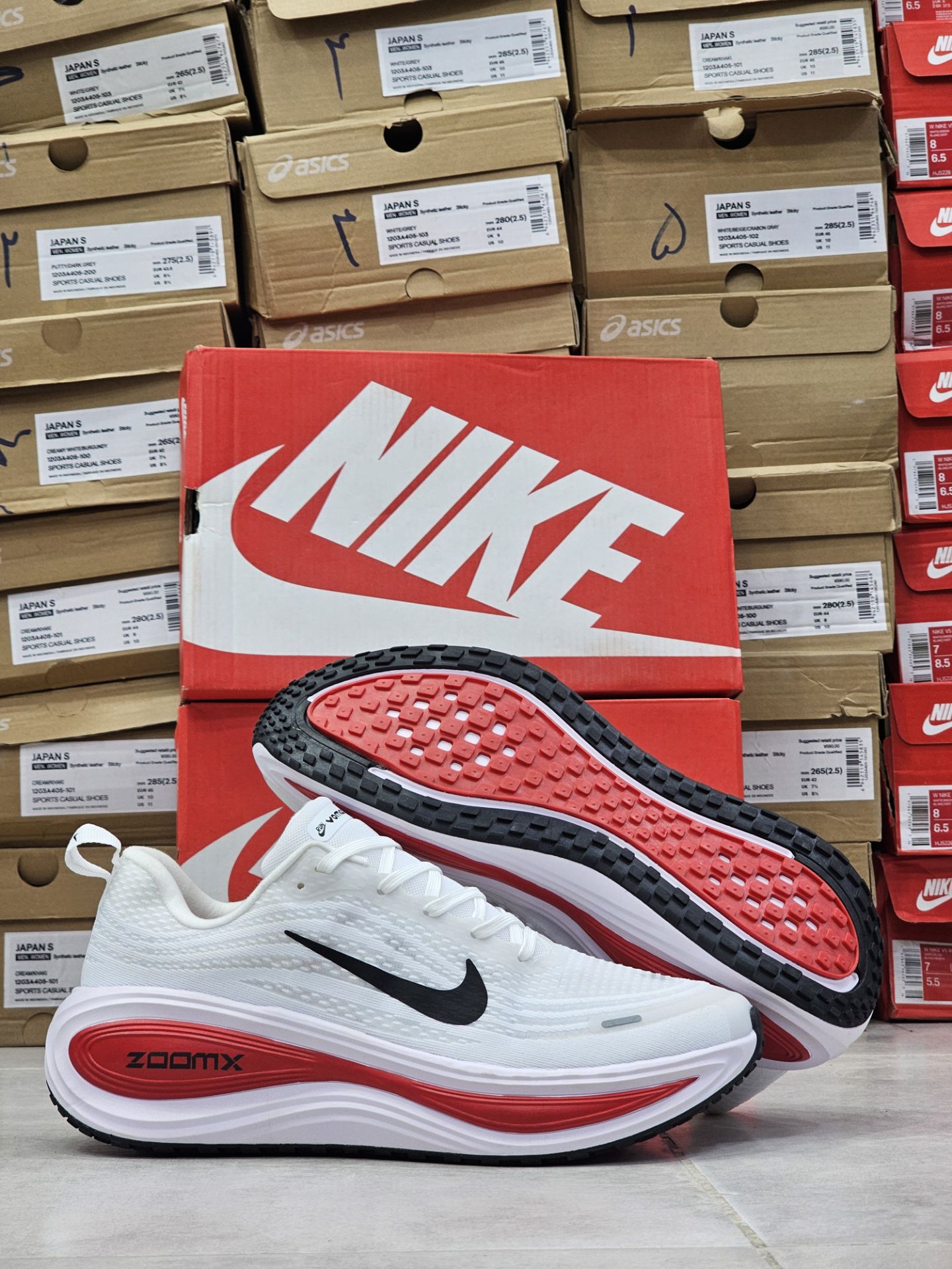 کتونی نایکی ایر زوم ومرو پلاس کیفیت مستر - سایز 38 تا 45 - Nike Air Zoom Vomero Plus