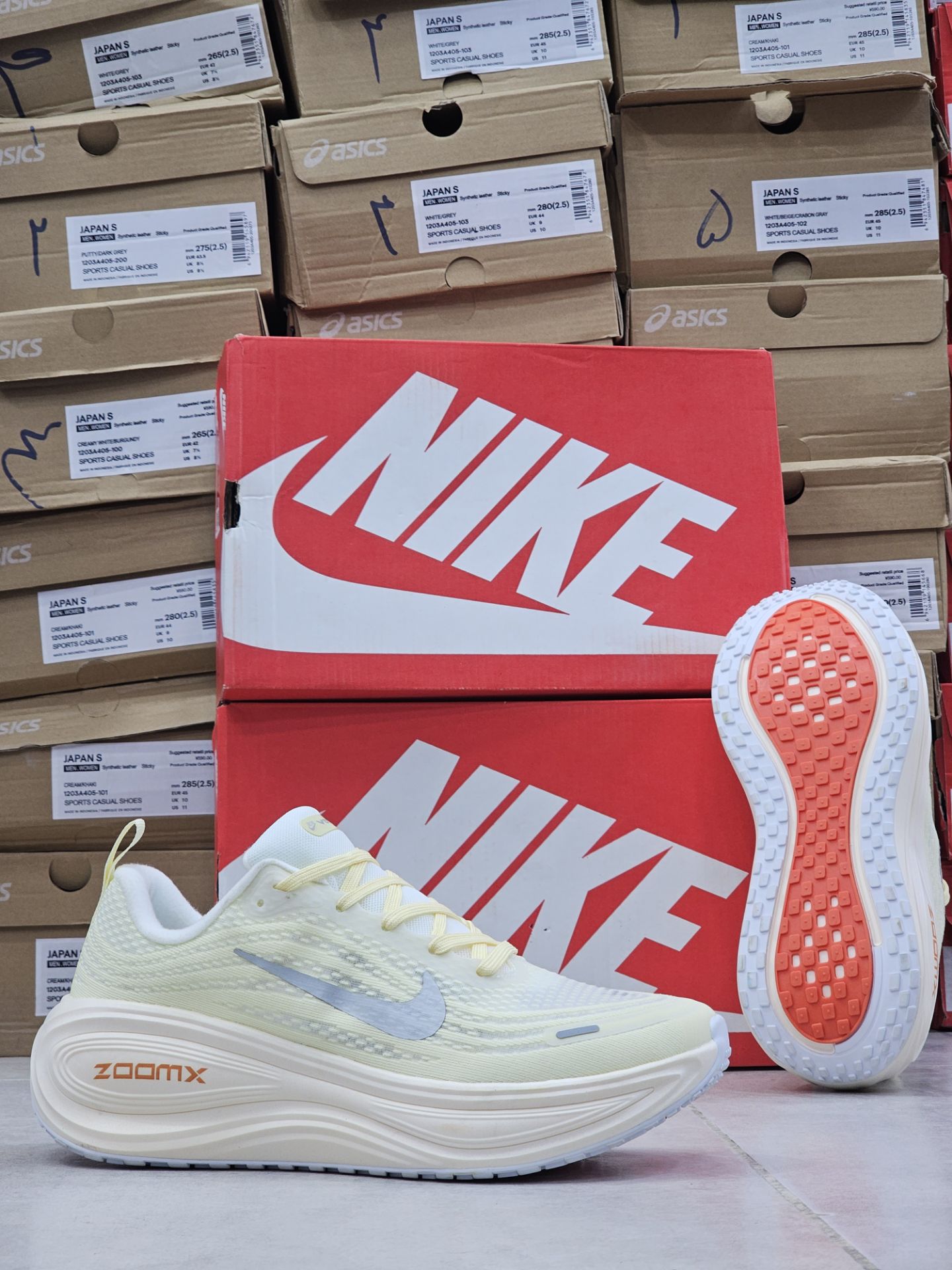 کتونی نایکی ایر زوم ومرو پلاس کیفیت مستر - سایز 38 تا 45 - Nike Air Zoom Vomero Plus