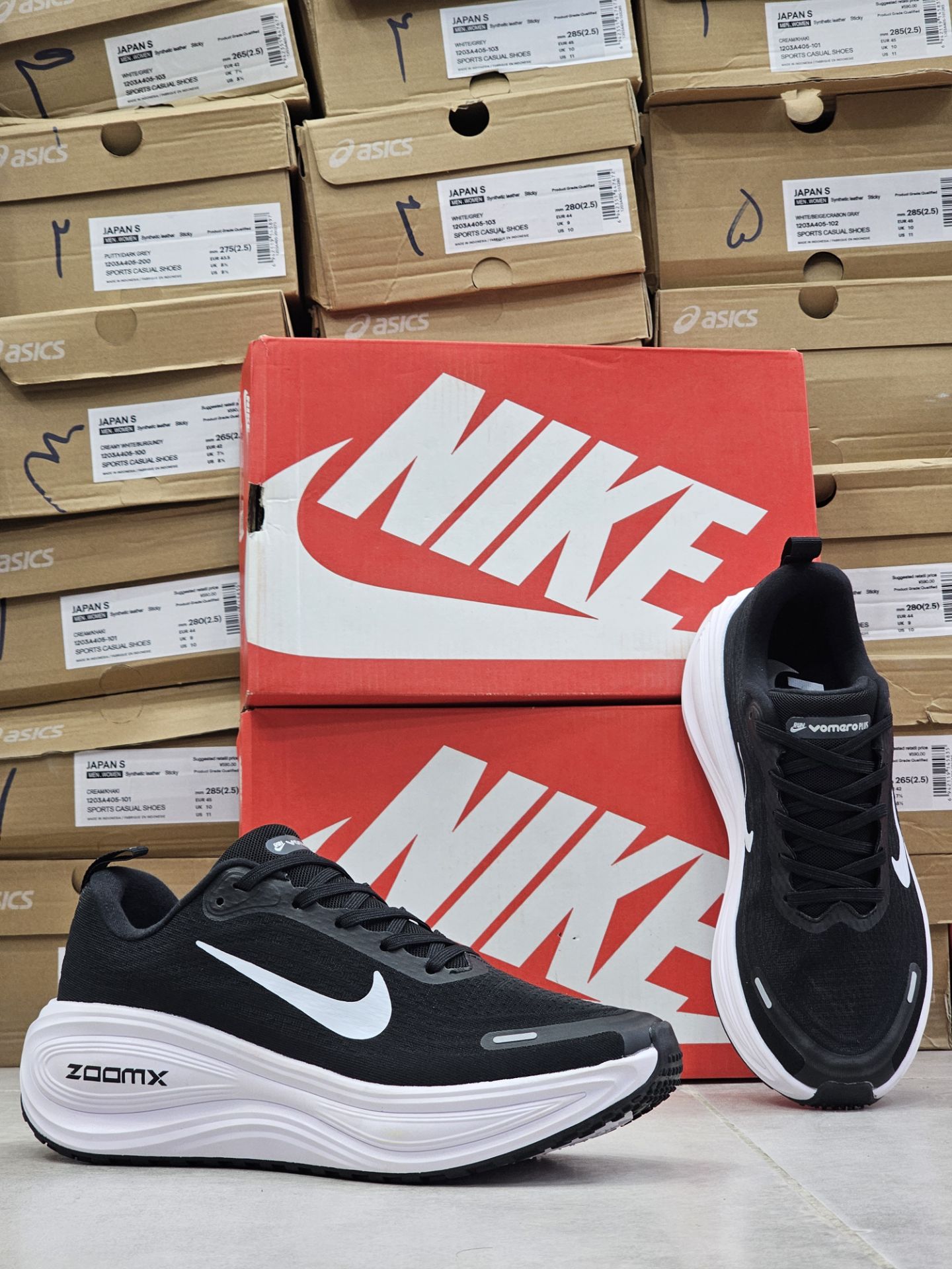 کتونی نایکی ایر زوم ومرو پلاس کیفیت مستر - سایز 38 تا 45 - Nike Air Zoom Vomero Plus