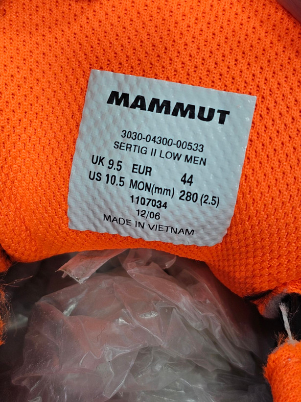 کتونی ماموت سرتیگ 2 کیفیت مستر - سایز 40 تا 45 - Mammut Sertig II