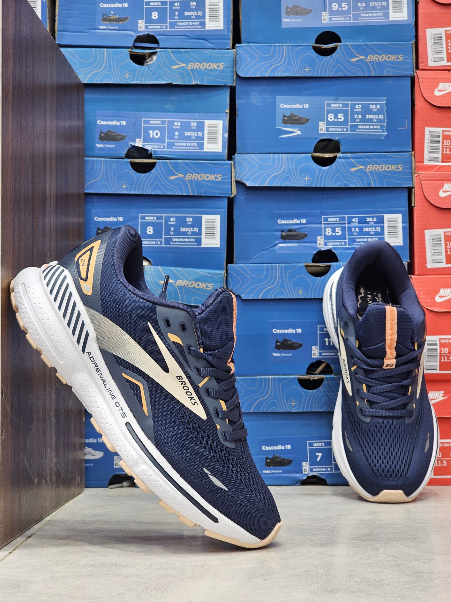کتونی بروکس آدرنالین 23 کیفیت مستر - سایز 40 تا 45 - Brooks Adrenaline 23