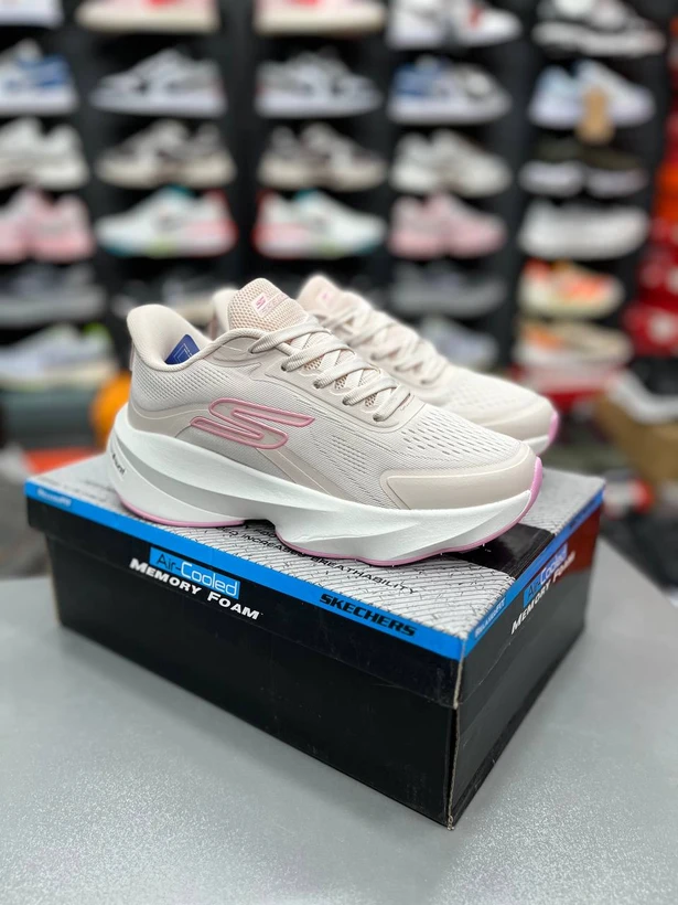 کتونی اسکیچرز هایپر برست کیفیت مستر - سایز 37 تا 40 - Skechers Hyper Burst
