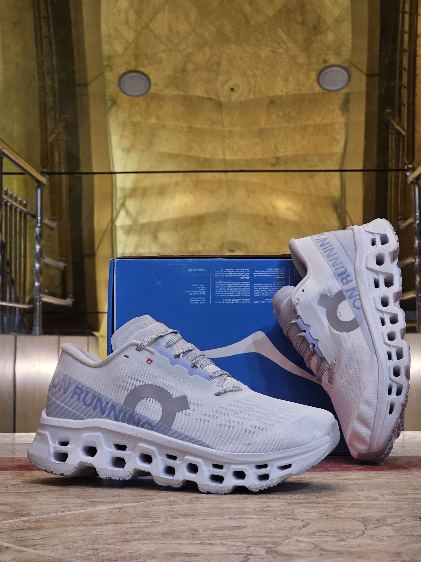 کتونی آن رانینگ کیوسی کلود مانستر 3 - سایز 40 تا 45 - On Runinng Cloudmonster 3