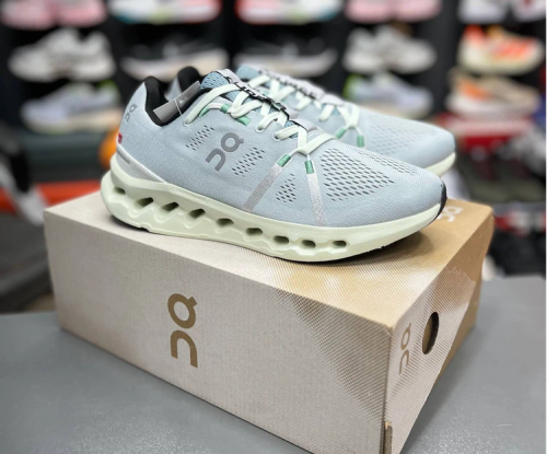 کتونی آن رانینگ کیوسی کلادسورفر 2 کیفیت مستر - سایز 40 تا 45 - On Running Cloudsurfer 2