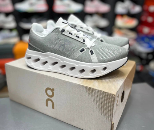 کتونی آن رانینگ کیوسی کلادسورفر 2 کیفیت مستر - سایز 40 تا 45 - On Running Cloudsurfer 2