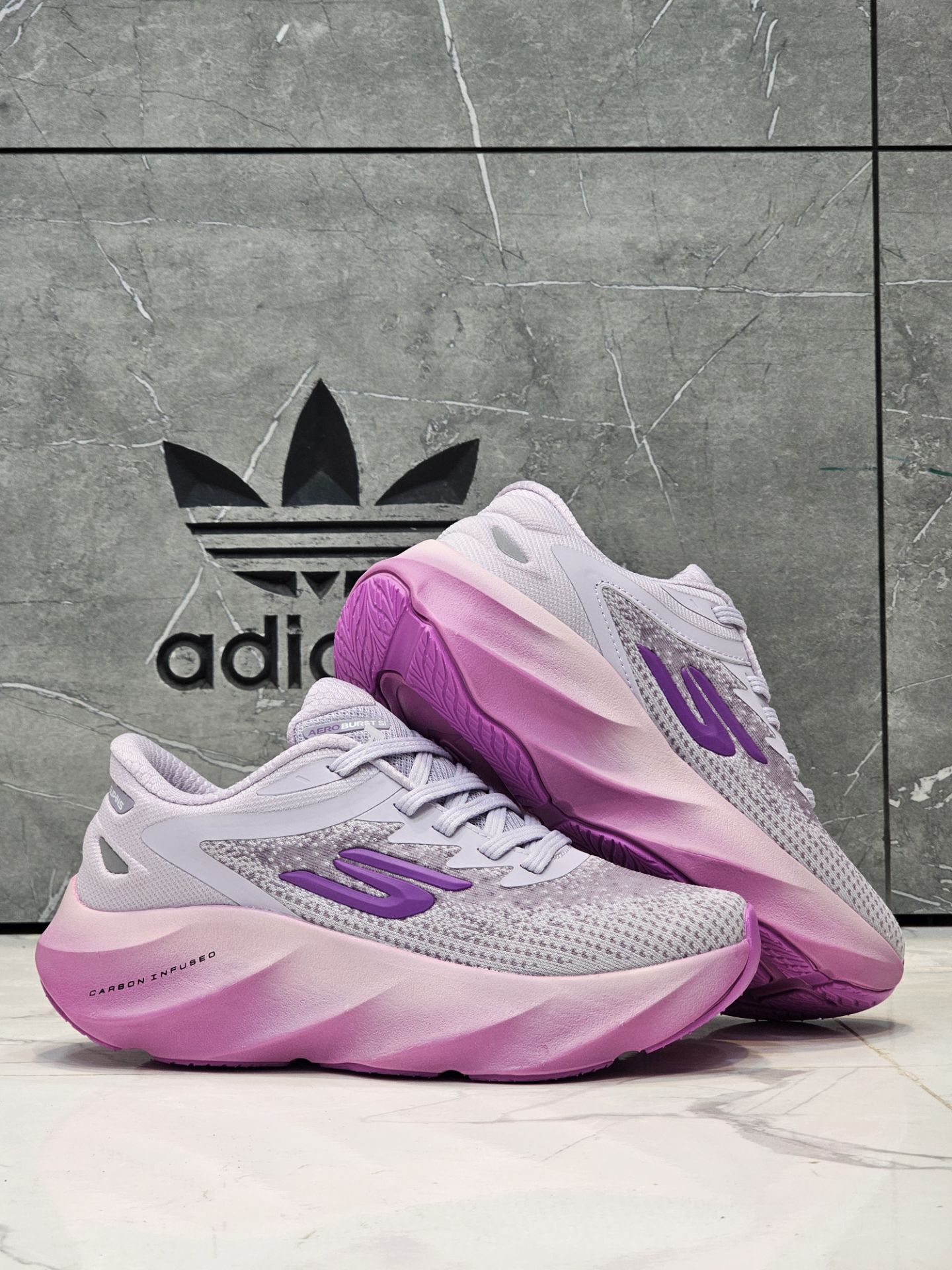 کتونی اسکیچرز هایپر برست کیفیت مستر - سایز 36 تا 40 - Skechers Hyper Burst