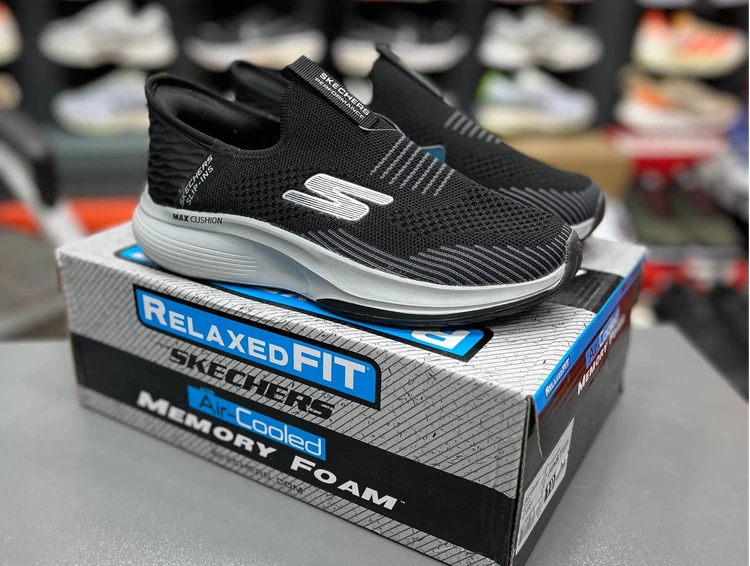 کتونی اسکیچرز مکس کوشن بدون بند کیفیت مستر - سایز 40 تا 45 - Skechers Max Cushioning