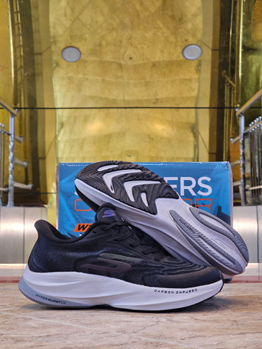 کتونی اسکیچرز گو ران کربن کیفیت مستر - سایز 40 تا 45 - Skechers Gorun