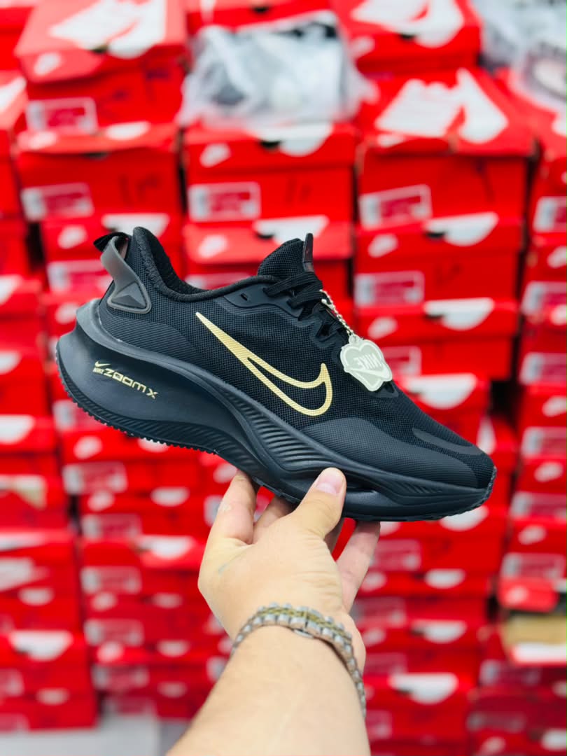کتونی نایکی زوم ایکس کیفیت مستر - سایز 40 تا 45 - Nike ZoomX
