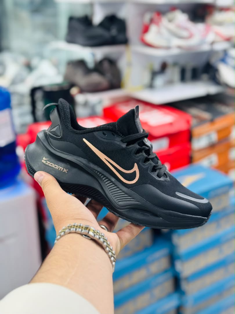 کتونی نایکی زوم ایکس کیفیت مستر - سایز 37 تا 40 - Nike ZoomX