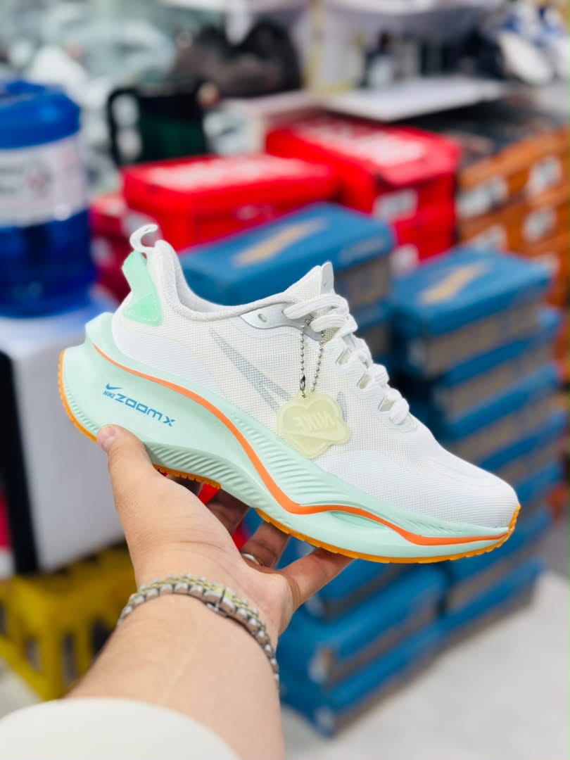 کتونی نایکی زوم ایکس کیفیت مستر - سایز 37 تا 40 - Nike ZoomX