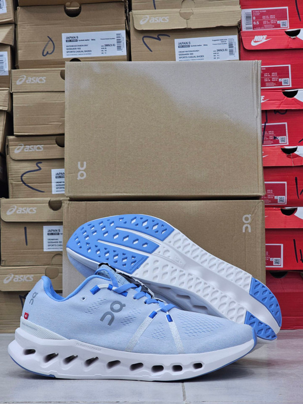 کتونی آن رانینگ کیوسی کلادسورفر کیفیت مستر - سایز 40 تا 45 - On Running Cloudsurfer