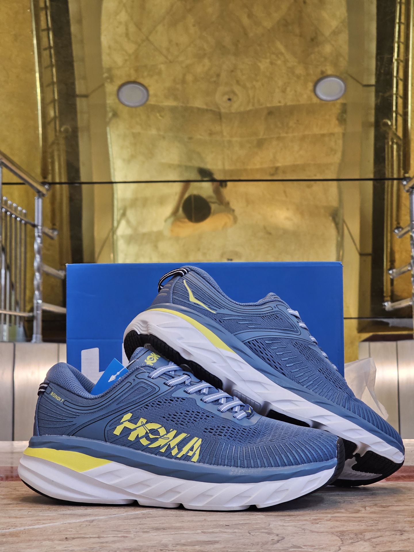 کتونی هوکا باندی 7 کیفیت مستر - سایز 40 تا 45 - Hoka Bondi 7