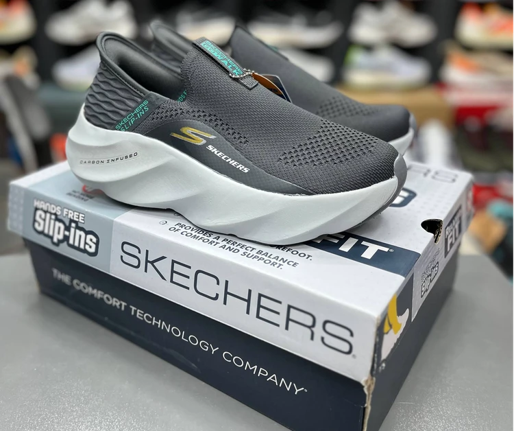 کتونی اسکیچرز اسلیپ اینز کربن بدون بند کیفیت مستر - سایز 40 تا 45 - Skechers Slip-ins Carbon