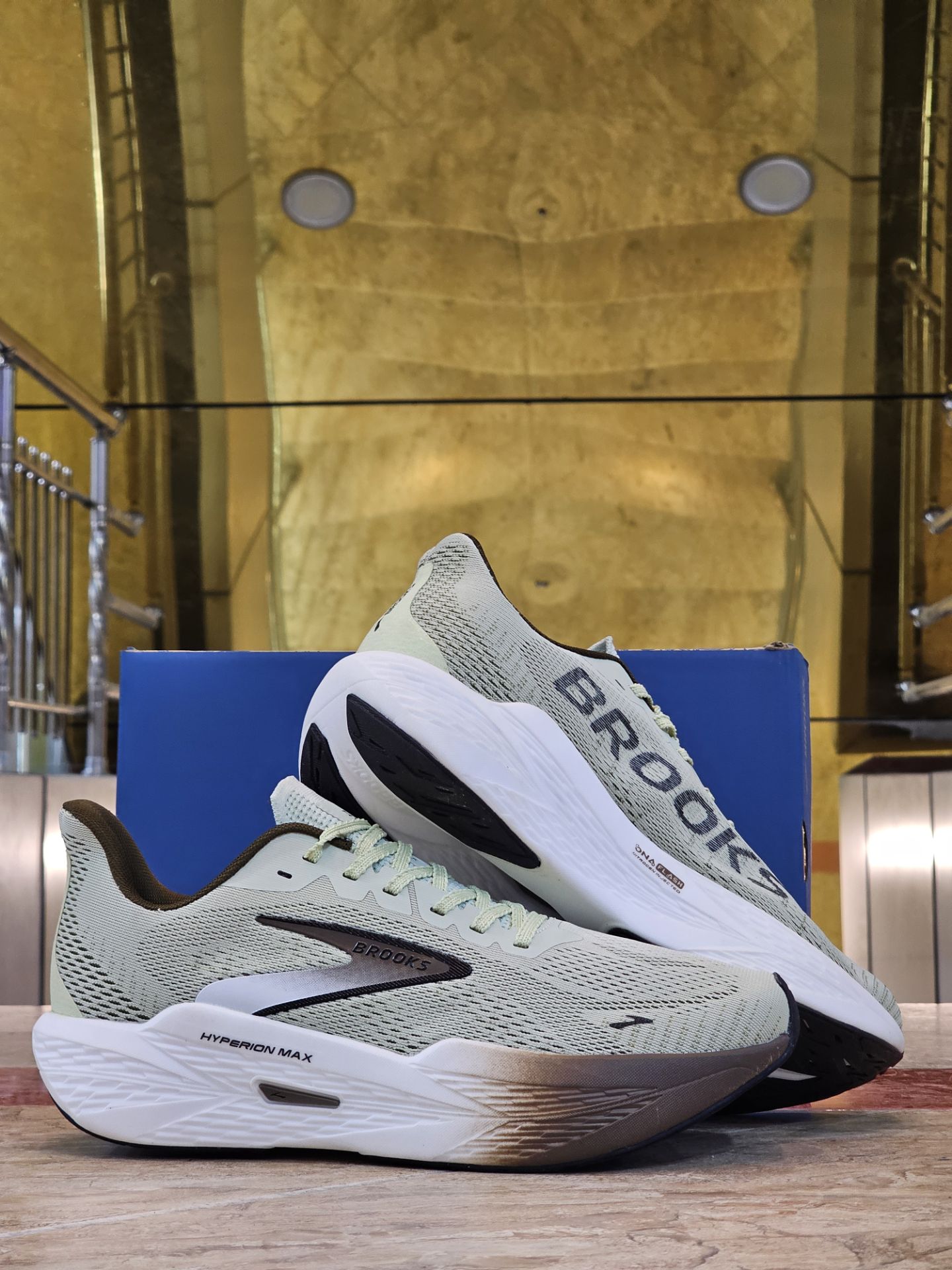 کتونی بروکس هایپریون مکس کیفیت مستر - سایز 40 تا 45 - Brooks Hyperion Max