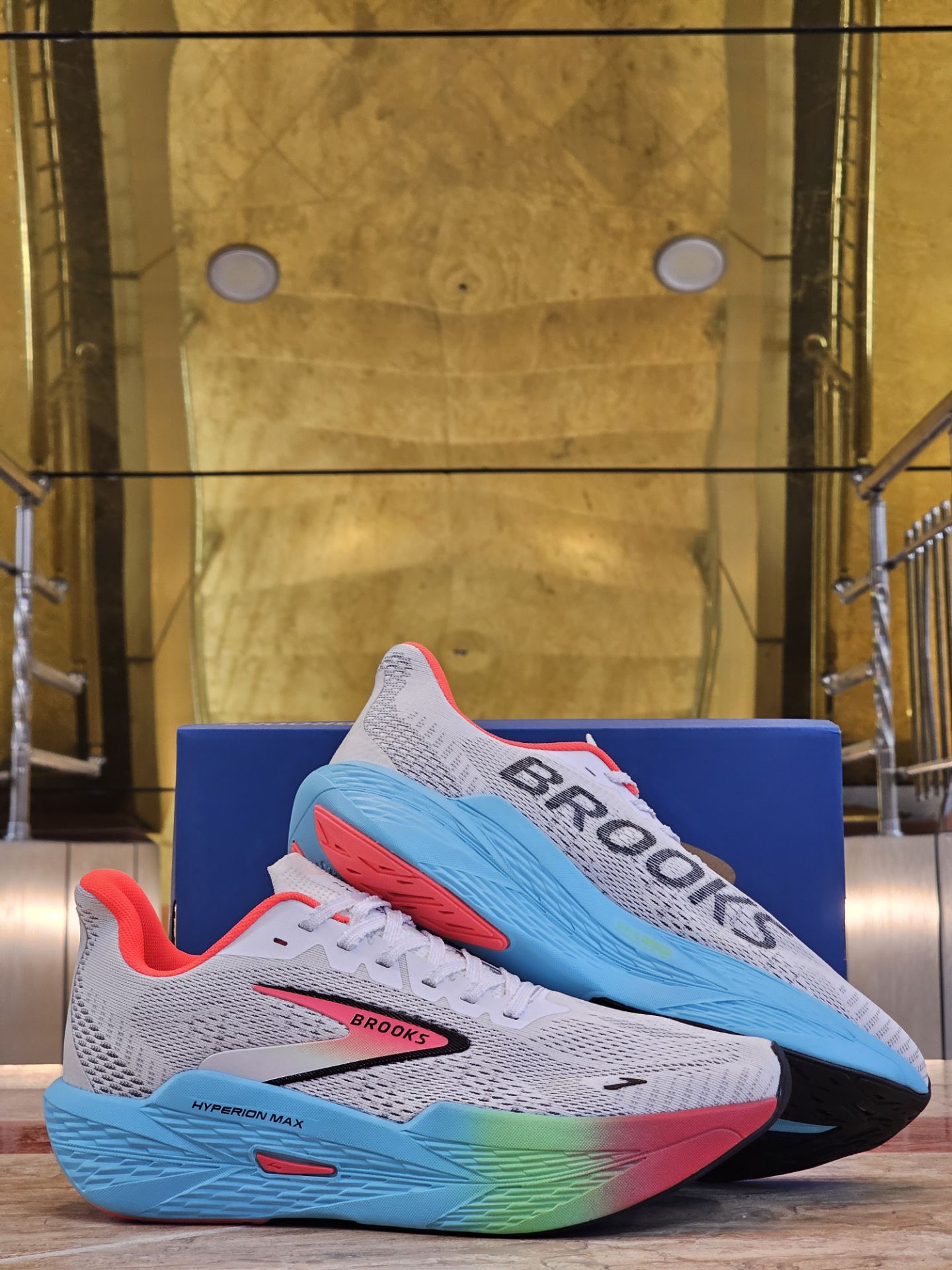 کتونی بروکس هایپریون مکس کیفیت مستر - سایز 40 تا 45 - Brooks Hyperion Max