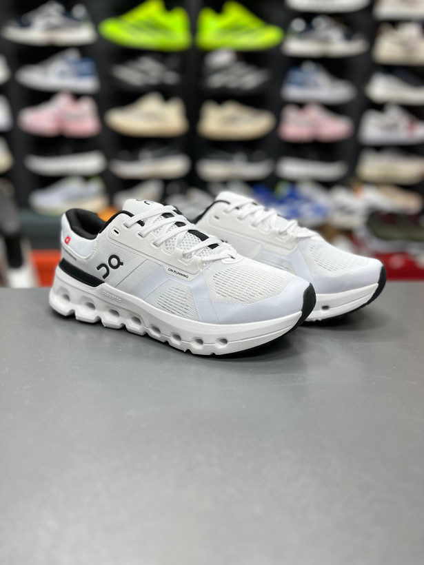 کتونی آن رانینگ کیوسی کلودرانر 2 - سایز 37 تا 45 - On Running Cloudrunner 2