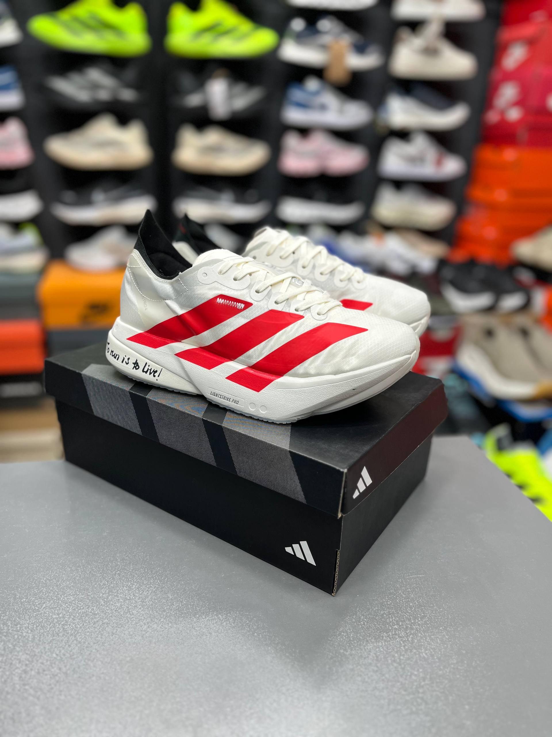 کتونی آدیداس آدی‌زیرو آدیوس پرو ۴ کیفیت مستر - سایز 40 تا 45 - Adidas Adizero Adios Pro 4