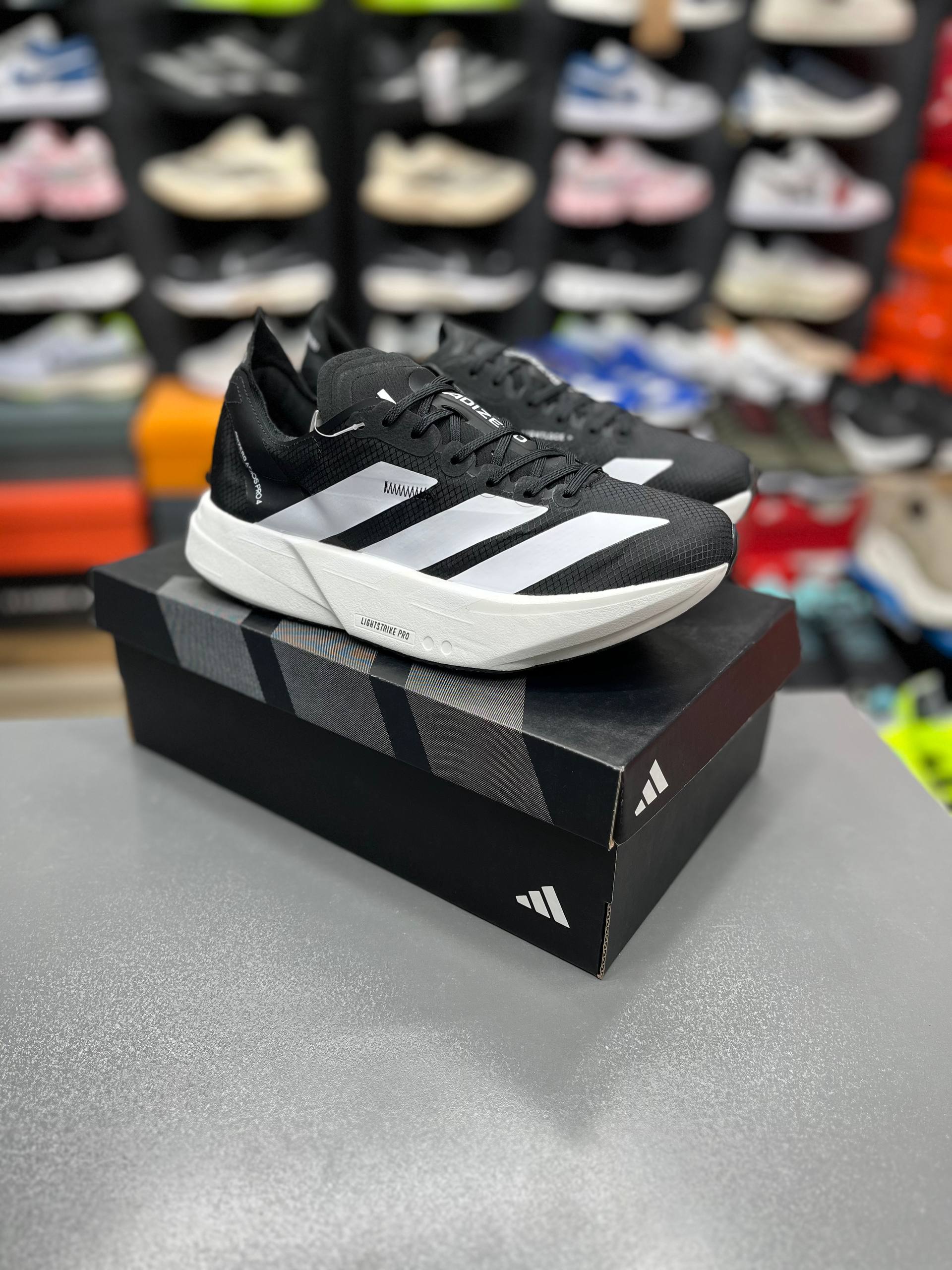 کتونی آدیداس آدی‌زیرو آدیوس پرو ۴ کیفیت مستر - سایز 40 تا 45 - Adidas Adizero Adios Pro 4