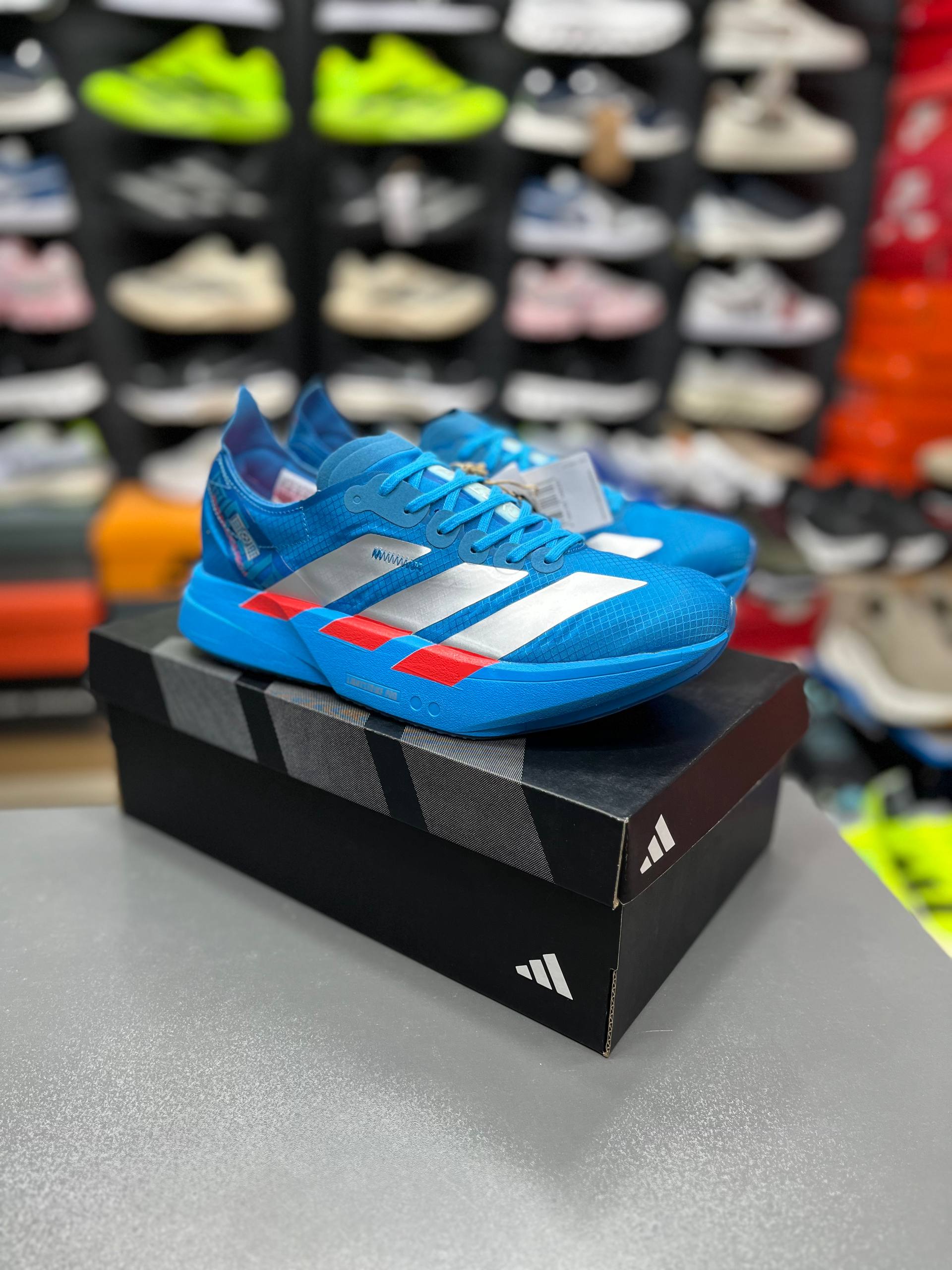 کتونی آدیداس آدی‌زیرو آدیوس پرو ۴ کیفیت مستر - سایز 40 تا 45 - Adidas Adizero Adios Pro 4