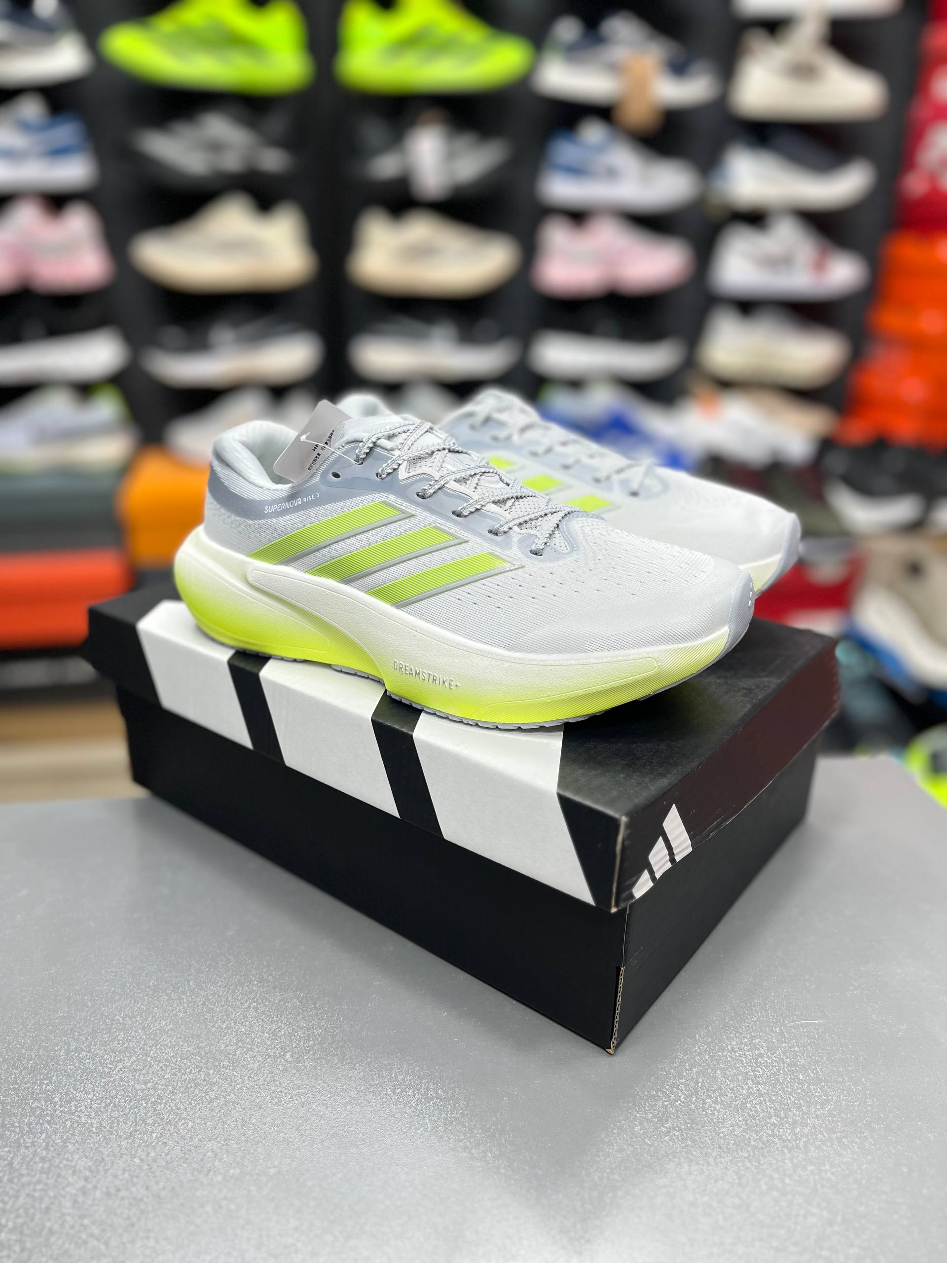 کتونی آدیداس سوپرنوا رایز 3 کیفیت مستر - سایز 40 تا 45 - Adidas Supernova Rise 3