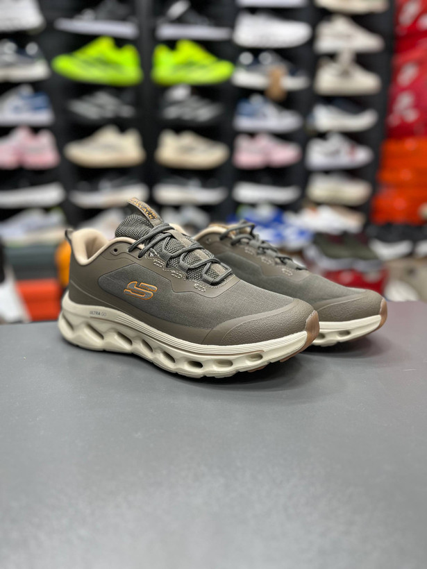 کتونی اسکیچرز اولترا گو کیفیت مستر - سایز 40 تا 45 - Skechers Ultras Go